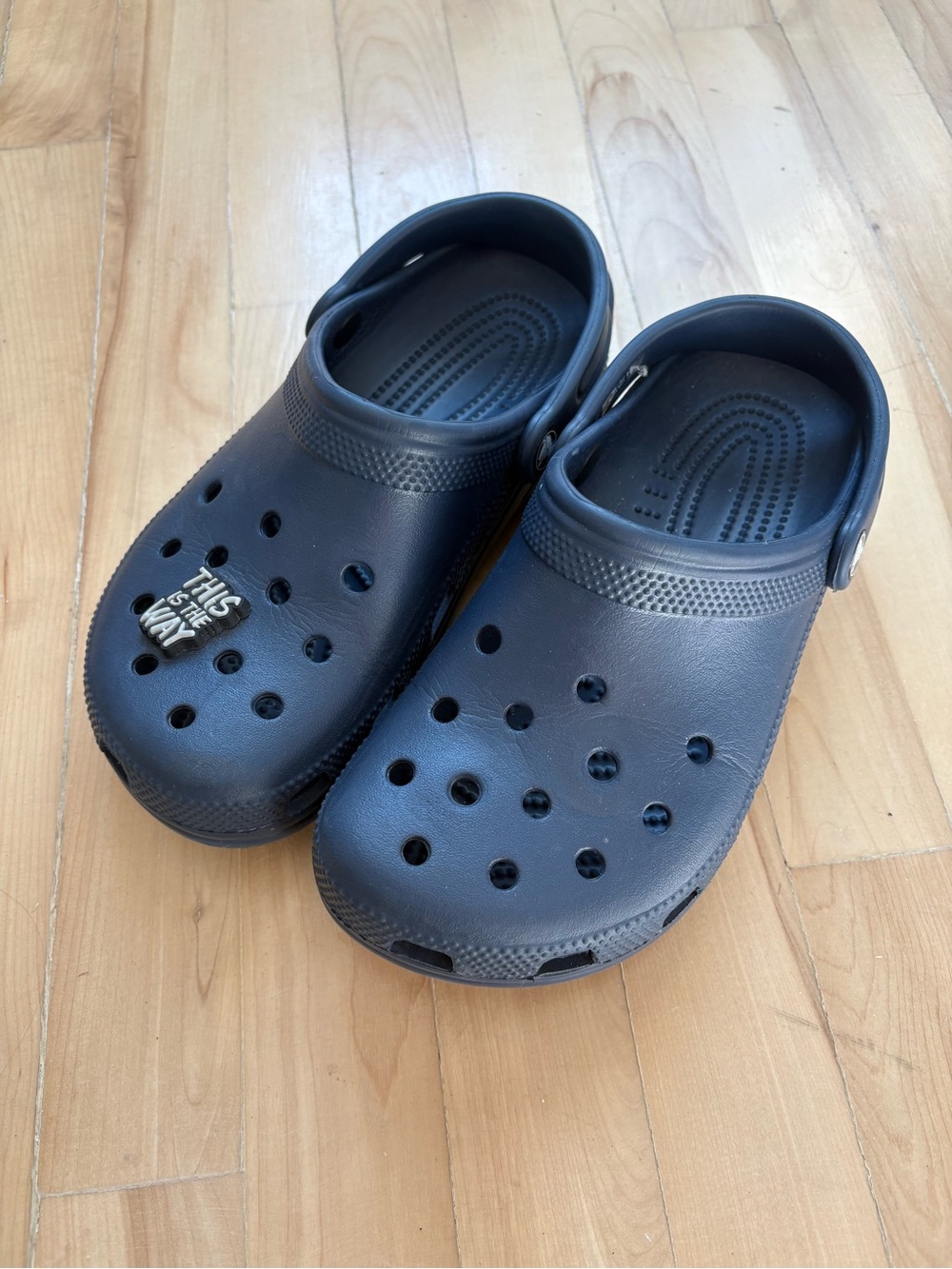 Crocs Navy Size 6 Men’s 8 Women’s